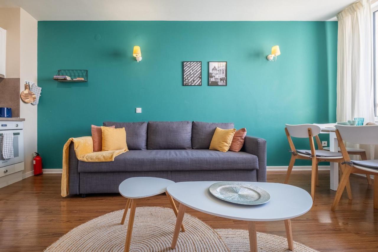 Oasis: Stylish Retreat In The Heart Of Daire