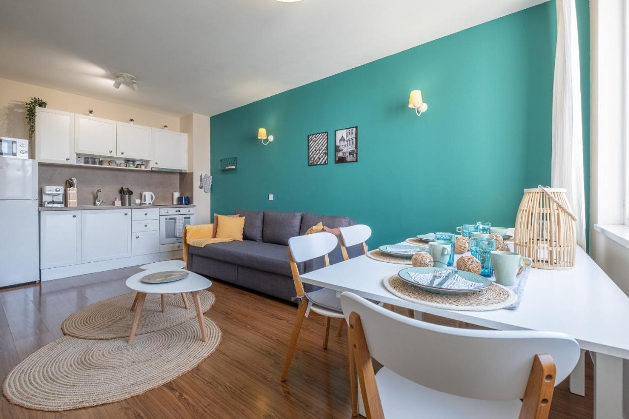 Daire Oasis: Stylish Retreat In The Heart Of