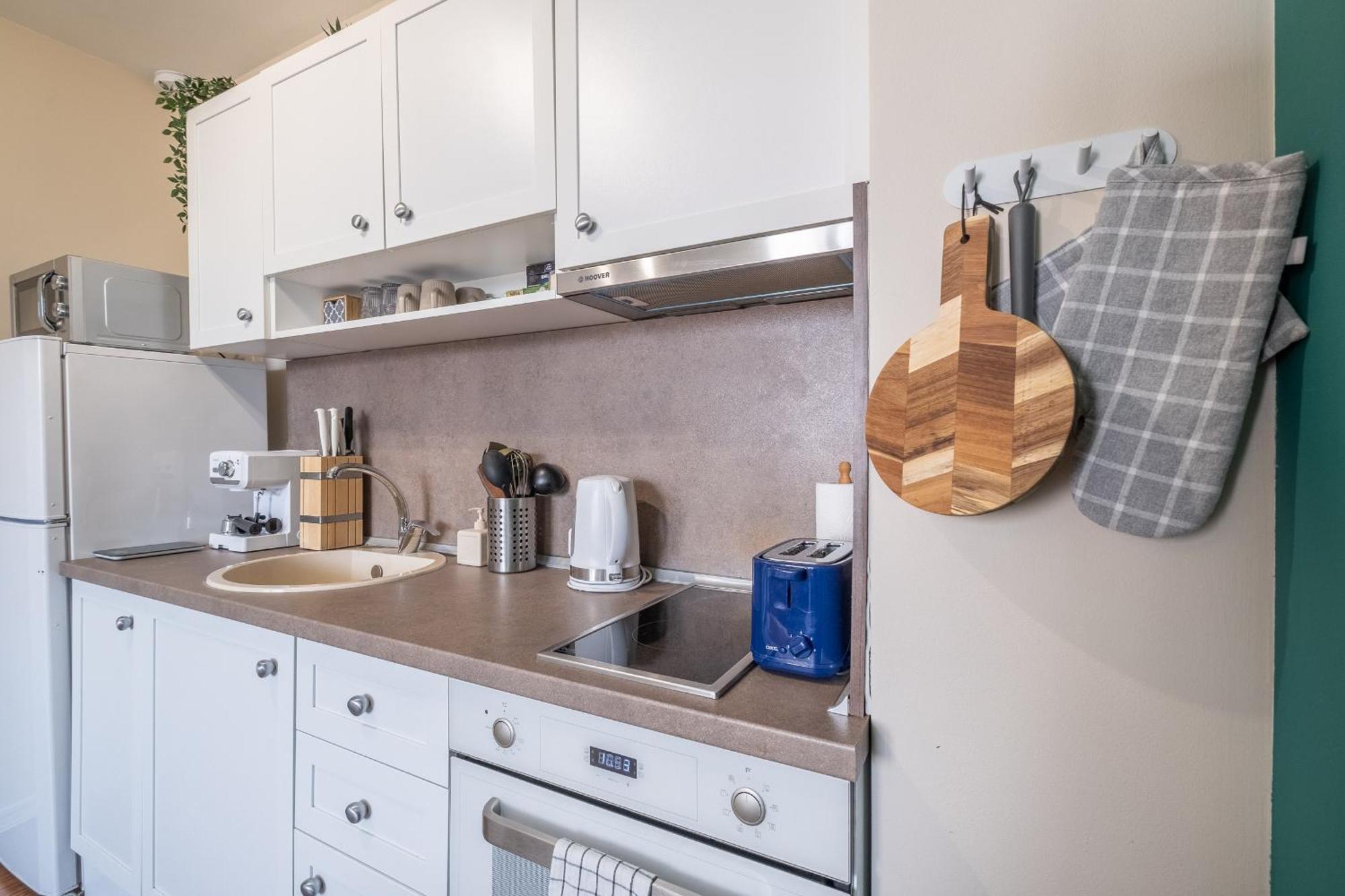 Oasis: Stylish Retreat In The Heart Of Daire